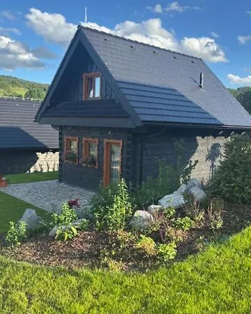 Tradicna Cicmanska Drevenica Чичмани